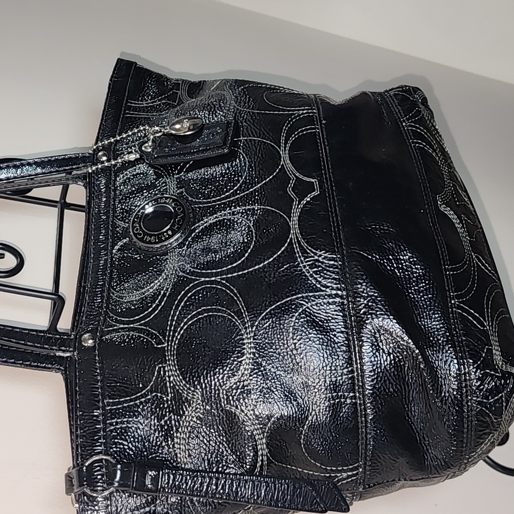 Coach Signature Patent Leather Black Tote Op ART MONOGRAM - Picture 3 of 13